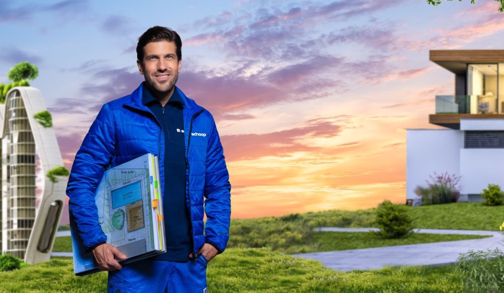 Bauführer Gartenbau Schoop mit Bauplan unter dem Arm, offene Stelle Bauführer Gartenunterhalt Schoop Fislisbach